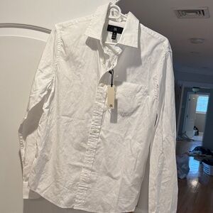 Banana Republic Men's White Long-Sleeve Button-Up Shirt with Pocket nwt
